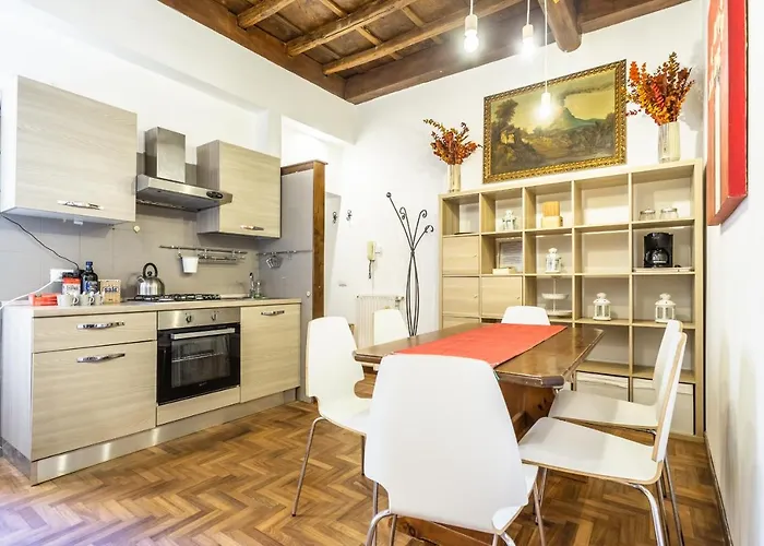 Sacra Mysteria Vatican Apartment *